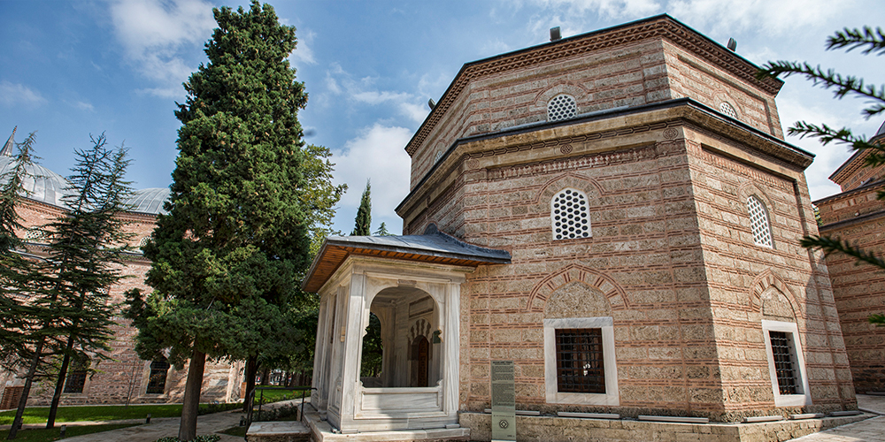 Bursa and Cumalıkızık: the Birth of the Ottoman Empire (2014)